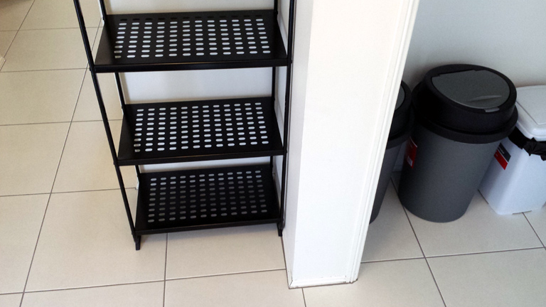Shoe rack